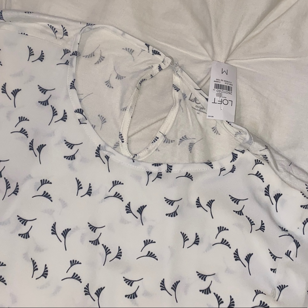 LOFT Blouse - Picture 3 of 4